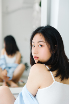打扑克的剧烈运动没有马赛克